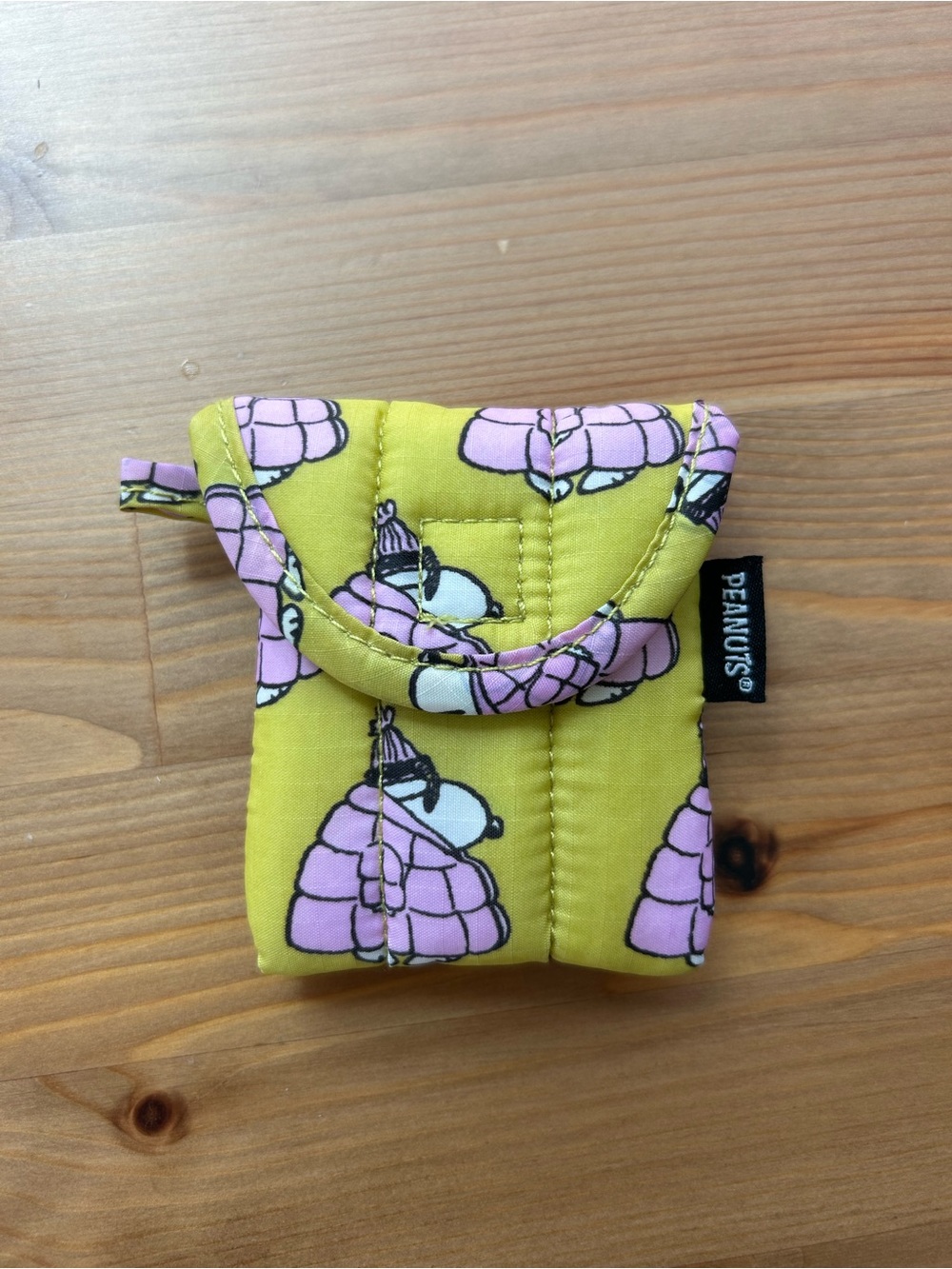 Baggu Snoopy Earbuds Case